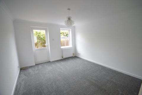 2 bedroom house to rent, Stacey Court, Bishop`s Stortford