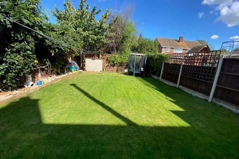 3 bedroom semi-detached house for sale, Roper Road, Teynham, ME9