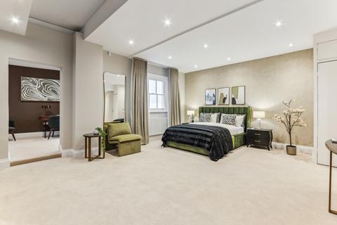 undefined, Southwell Gardens, South Kensington, London
