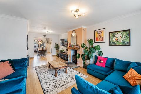 26 Farndale Road, Weston-super-mare, BS22 8QA