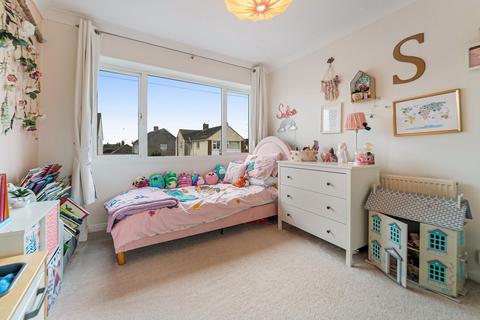 26 Farndale Road, Weston-super-mare, BS22 8QA