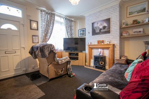 3 bedroom terraced house for sale, Ockerby Street, NG6 9GA