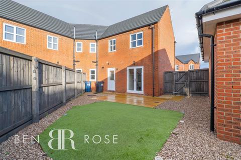 3 bedroom semi-detached house for sale, Elmtree Avenue, Preston PR1