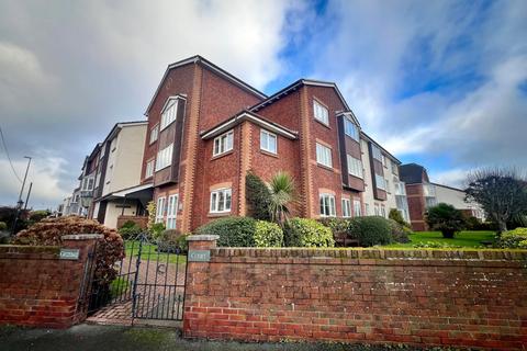 1 bedroom apartment for sale, Grizedale Court, Blackpool FY3