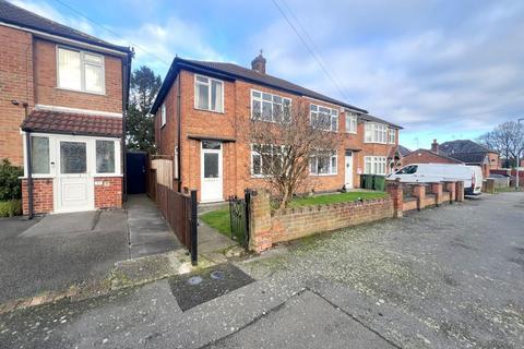 3 bedroom semi-detached house for sale, Maple Avenue, Leicester, LE3