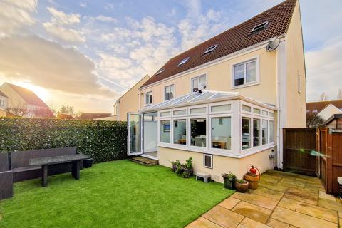 4 bedroom house for sale, 37 Le Clos Le Breton, St Saviour
