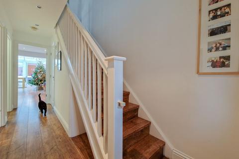 4 bedroom house for sale, 37 Le Clos Le Breton, St Saviour