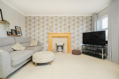 5 bedroom end of terrace house for sale, Spinkhill View, Sheffield S21