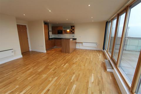 2 bedroom flat to rent, Cartier House. Leeds Dock