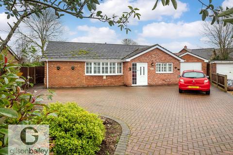 4 bedroom detached bungalow for sale, Skedge Way, Norwich NR13