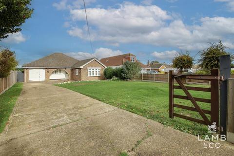 4 bedroom detached bungalow for sale, Point Clear Road, Clacton-On-Sea CO16