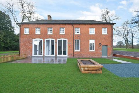 3 bedroom semi-detached house to rent, Lawnhead, Stafford, ST20