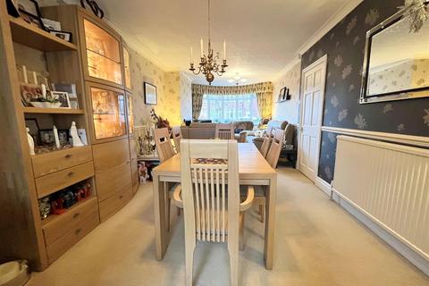 4 bedroom semi-detached house for sale, Farley Road, Sale