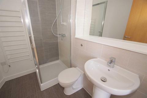 2 bedroom apartment to rent, X1 Aire, Cross Green Lane, Leeds