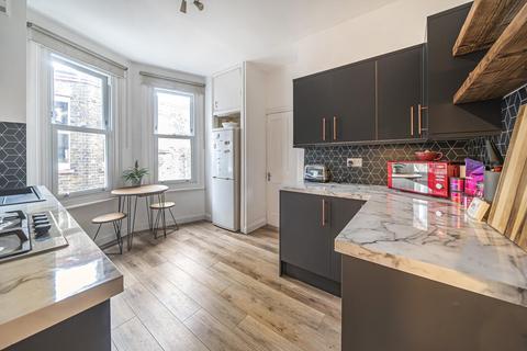 3 bedroom maisonette for sale, Amesbury Avenue, Streatham Hill, London, SW2