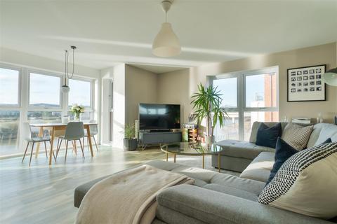 2 bedroom flat for sale, Cubitt House, 18 Waterman Way, Wouldham