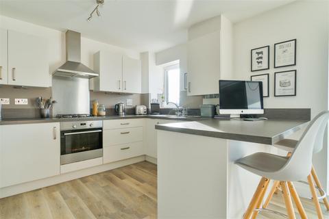 2 bedroom flat for sale, Cubitt House, 18 Waterman Way, Wouldham