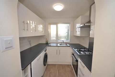 3 bedroom house to rent, 11 Langdale Close, Leamington Spa