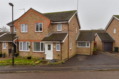 Fenchurch Road, Maidenbower, Crawley, West Sussex