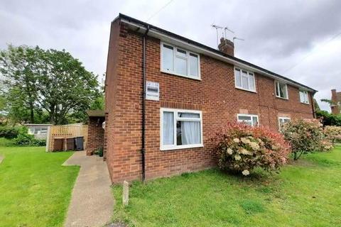 2 bedroom ground floor maisonette for sale, Hatton Road, Bedfont, TW14