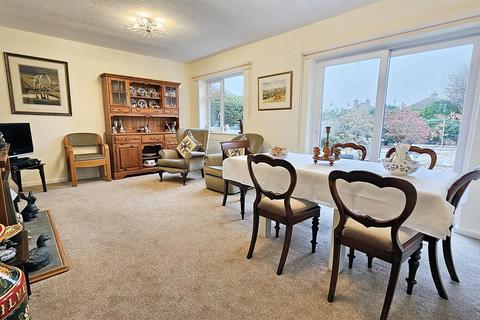 2 bedroom detached bungalow for sale, Wellgate Avenue, Birstall