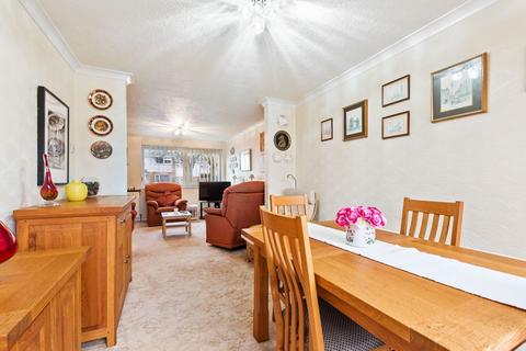 3 bedroom semi-detached house for sale, Montgomery Close, Kettering NN15