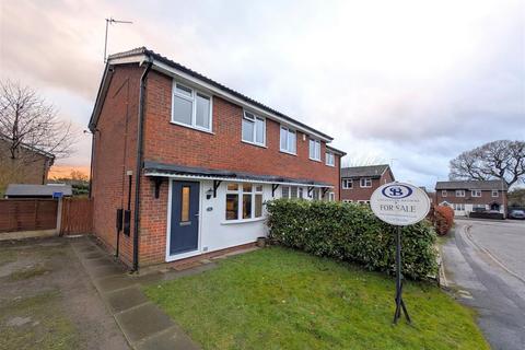 Holland Close, Sandbach, Cheshire East, CW11 4E