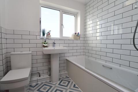 76 Leigh Road, Street, BA16 0HD