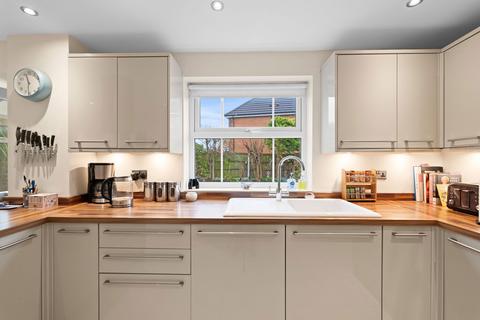 10 Esk Hause Close, West Bridgford, Nottingham, NG2 6SG