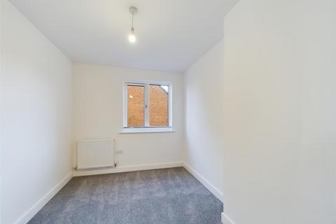 2 bedroom flat to rent, Cromwell Place, Wixams MK45