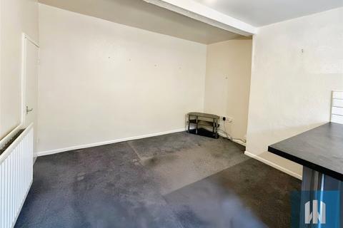 1 bedroom end of terrace house to rent, Baker Street, Oakes, Huddersfield, HD3