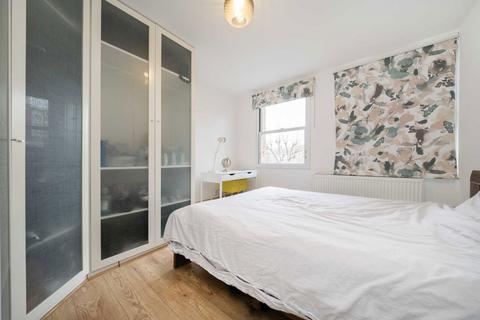 2 bedroom flat to rent, Grafton Road, London NW5