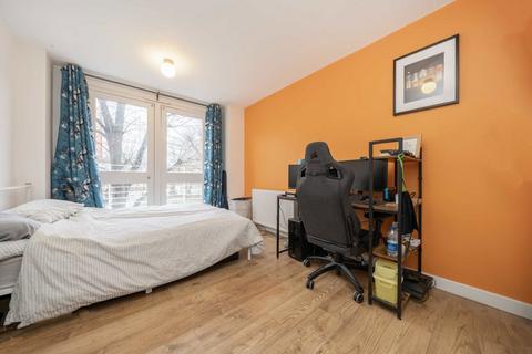 2 bedroom flat to rent, Grafton Road, London NW5