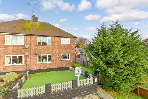 16 Ryebridge Close, Leatherhead, KT22 7QH