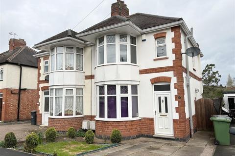 3 bedroom semi-detached house to rent, Ryde Avenue, Weddington, CV10 0BW