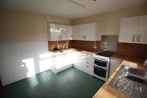 3 bedroom semi-detached bungalow to rent, The Tinings, Chippenham