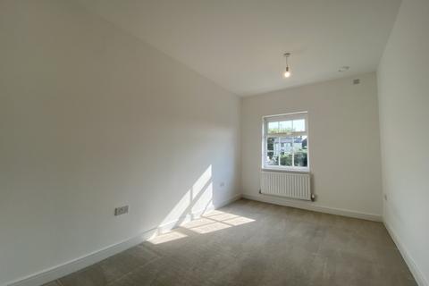 2 bedroom flat to rent, Little Meadow Court, Watermark Road, Maidstone, Kent, ME14 1ND