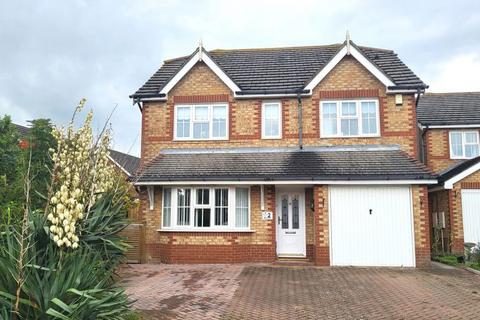 4 bedroom house to rent, Gloster Close  Hawkinge