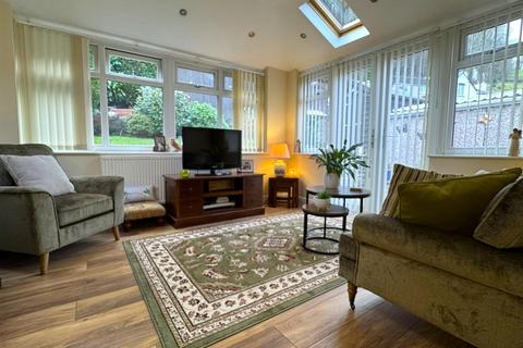 35 Tyn Y Celyn Drive, Llangollen, LL20 7PN