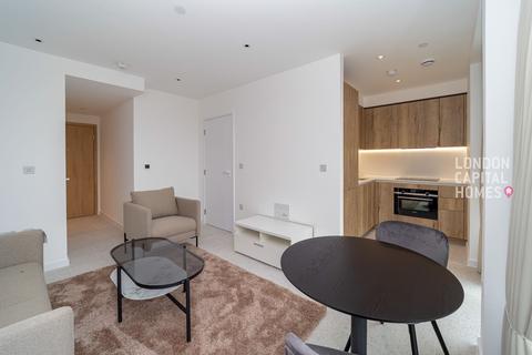 Studio to rent, Jacquard Point,  Tapestry Way, London, E1