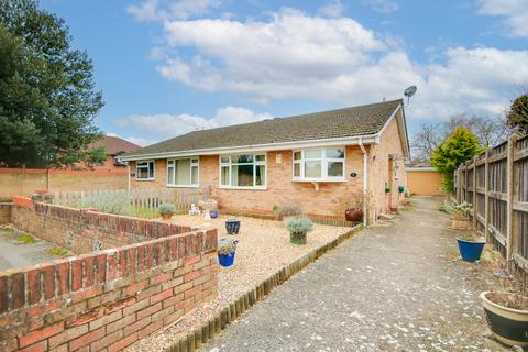 2 bedroom semi-detached bungalow for sale, SHOLING! NO FORWARD CHAIN! VERSATILE ACCOMMODATION!