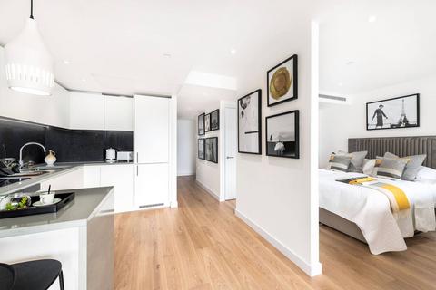 undefined, Landmark Pinnacle, London E14