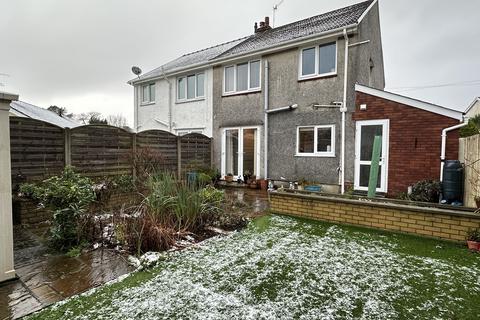 15 Glantawe Park, Ystradgynlais, Swansea, SA9 1AE