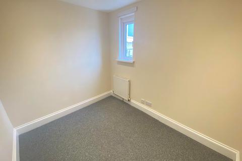 2 bedroom flat to rent, Caerleon Road, Newport, Gwent