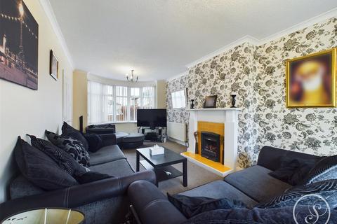 3 bedroom semi-detached house for sale, Gipton Wood Grove, Leeds