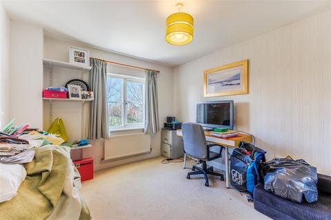 25 Bramley Way, Bidford On Avon, Alcester, B50 4QG