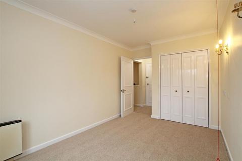 1 bedroom retirement property for sale, Henty Gardens, The Maltings Henty Gardens, PO19