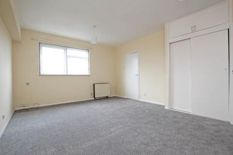 Studio for sale, Upperton Road, Eastbourne, BN21 1LU