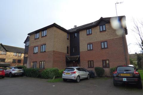 1 bedroom flat to rent, Copperfields, Laindon, SS15