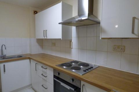 1 bedroom flat to rent, Copperfields, Laindon, SS15